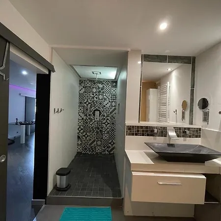 Apartment Moderne 8 Pers - Aeroport - Marignane
